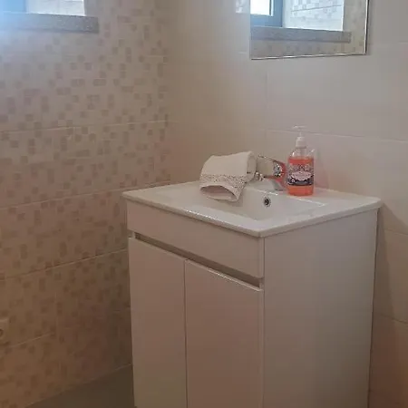Cozzy 2-Bed House In Serra Da Freita - Arouca Сasa de vacaciones